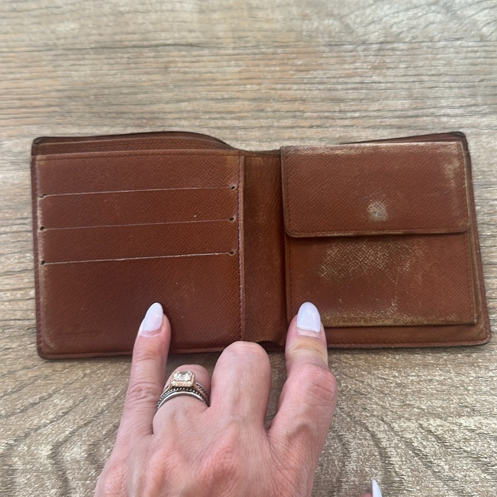 Louis Vuitton Bifold Wallet Vintage - Picture 5 of 10